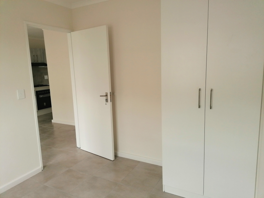 To Let 2 Bedroom Property for Rent in Stellendale Western Cape